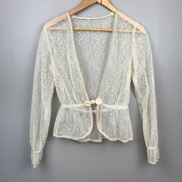 Vintage Tops - Vintage Lace Bolero Cream Knot Button Shrug Small